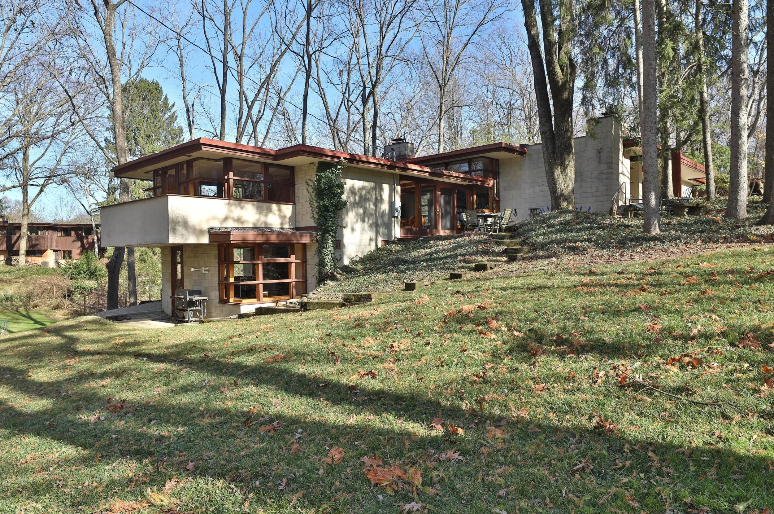 A Ted van Fossen Design in Worthington, OH
