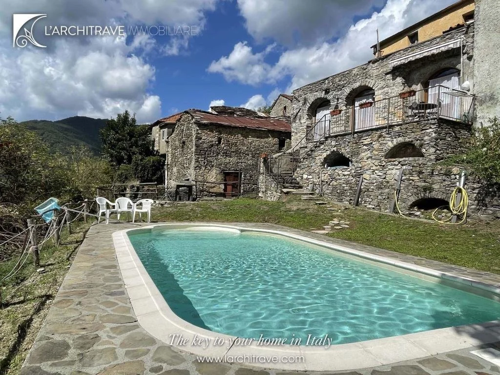 Tucked in the Tuscany Countryside - €185,000