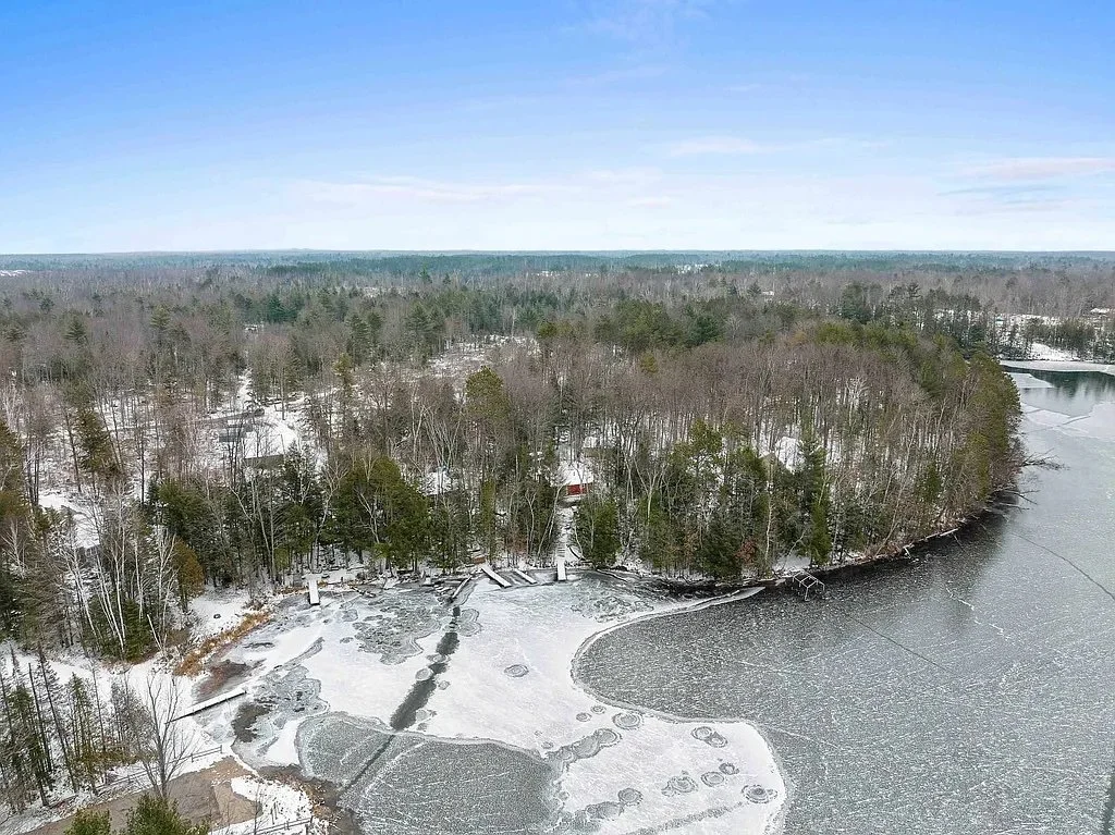 3 Waterfront Homes Under 200k — Logan Banx