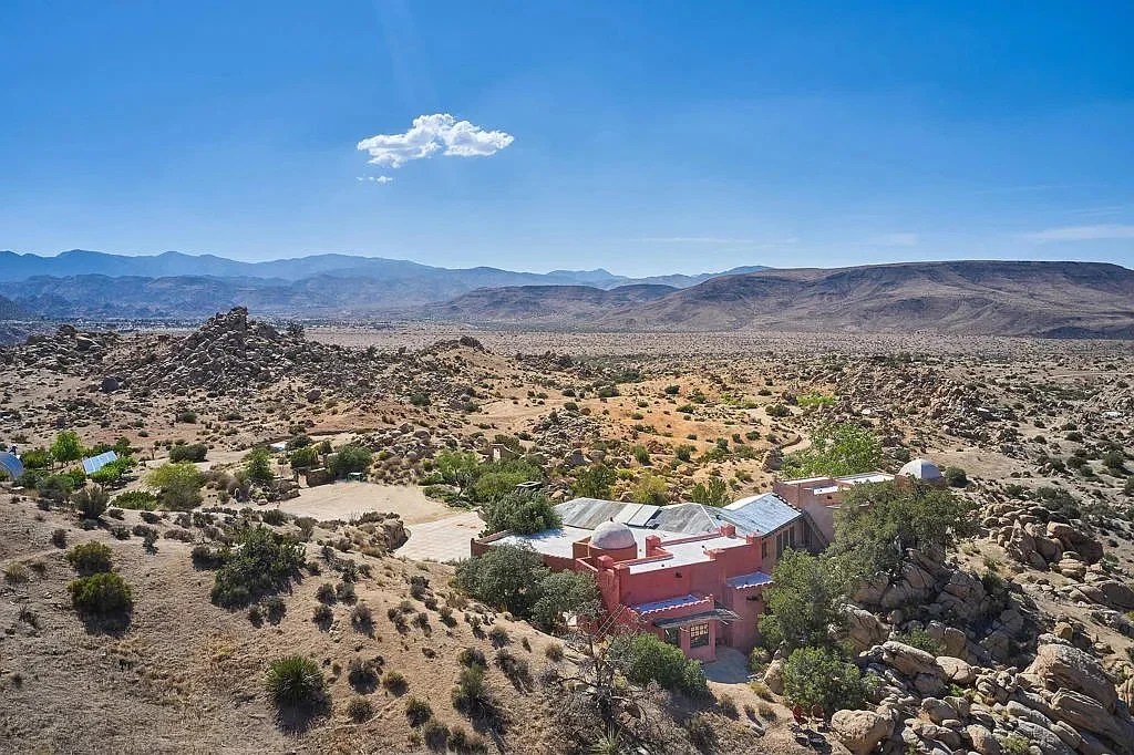 40 Acres in Pioneertown, CA - $2,850,000