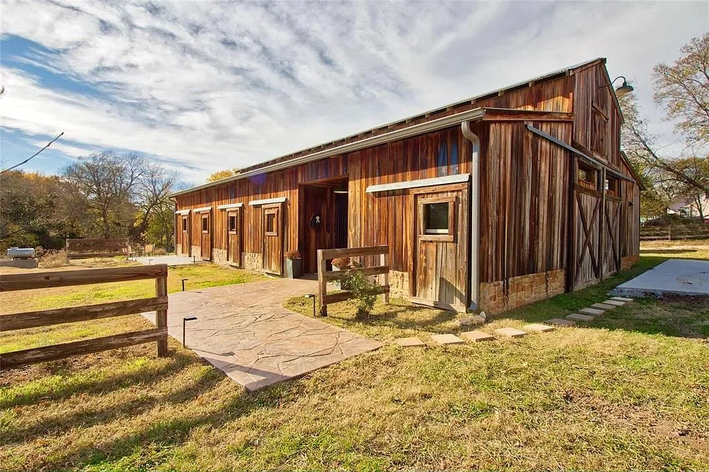 A Converted Horse Stable on 2.5 Acres - $389,000