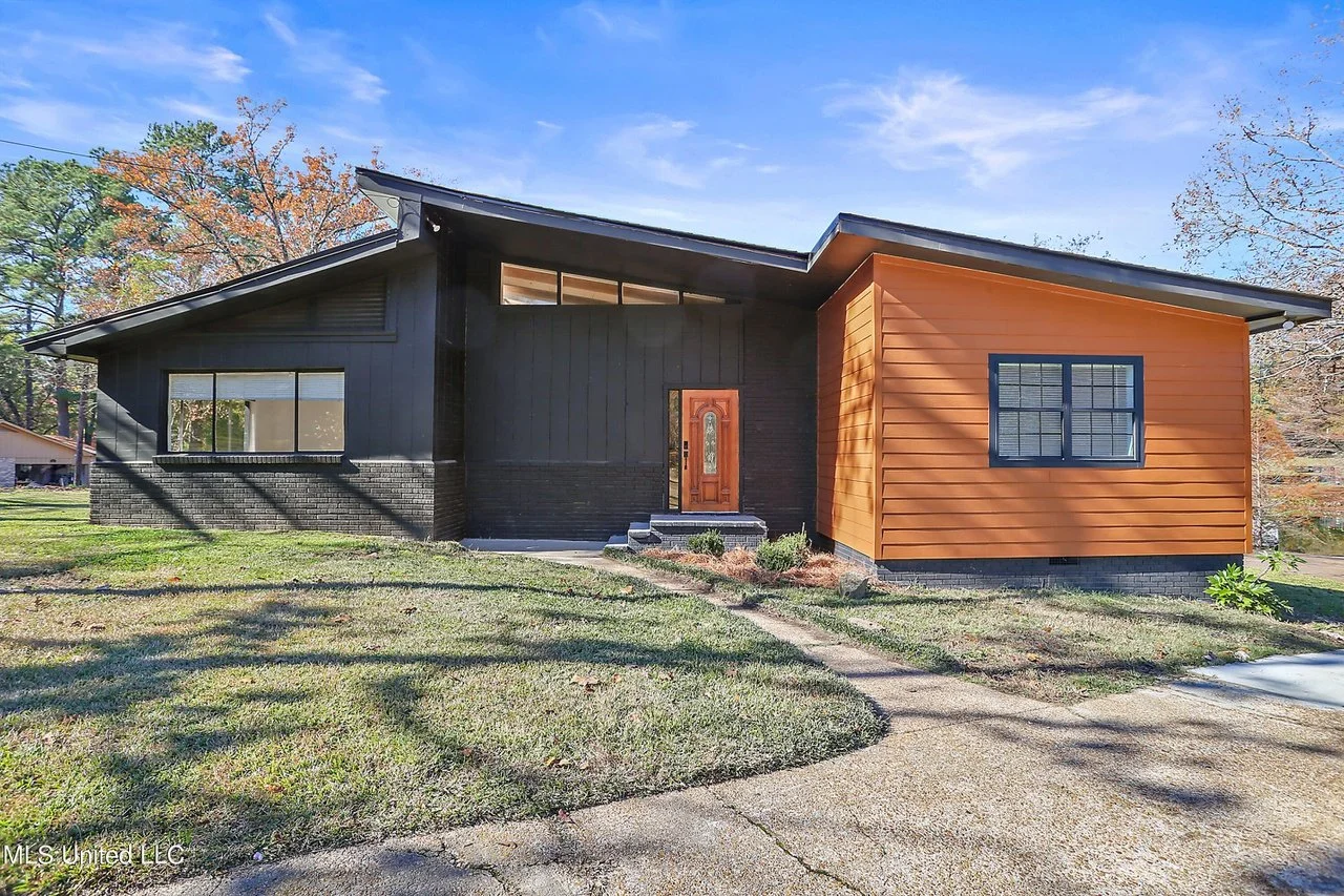 Waterfront in Florence, MS - $329,900