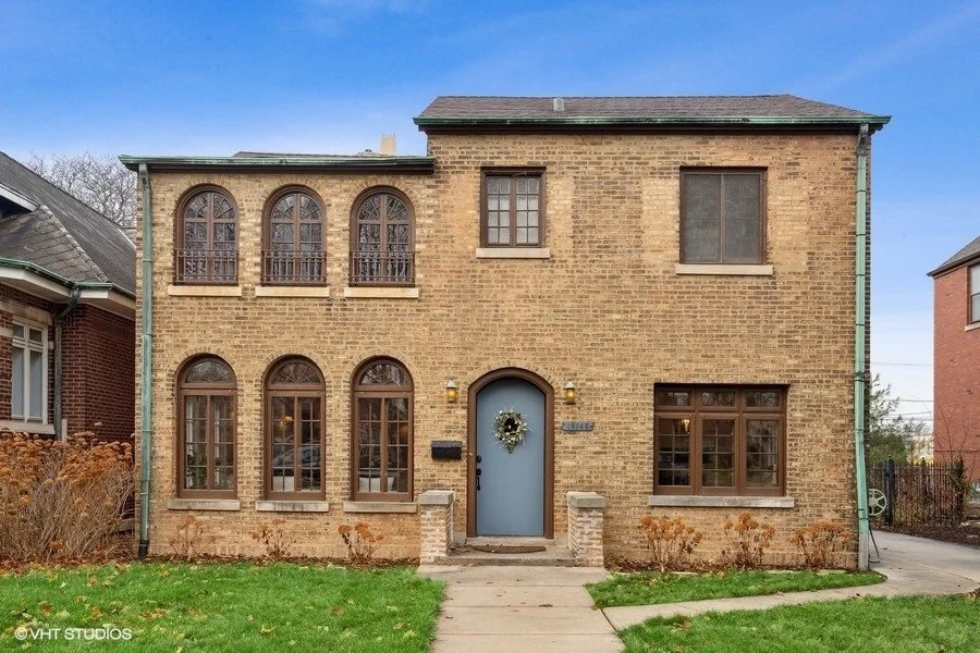 A Hermann von Holst Design in Chicago - $425,000