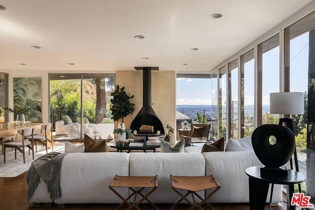 Natural Light in L.A. - $2,090,000
