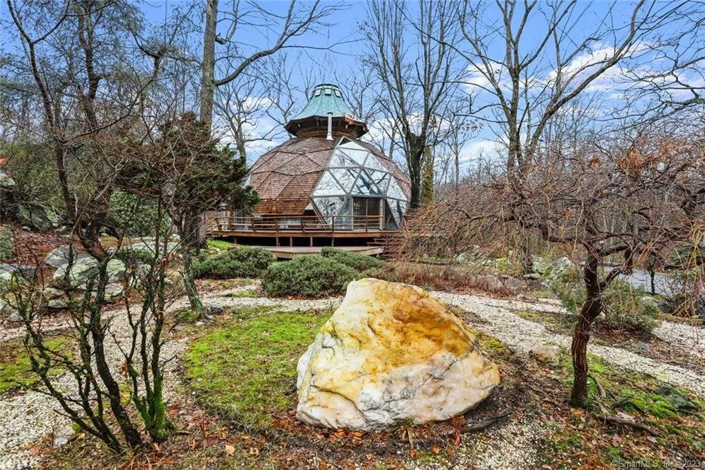 Over 6 Acres in Redding, CT - $950,000