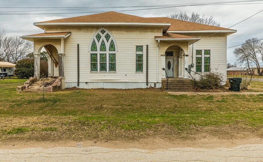 A Former Church in Thornton, TX - $249,900