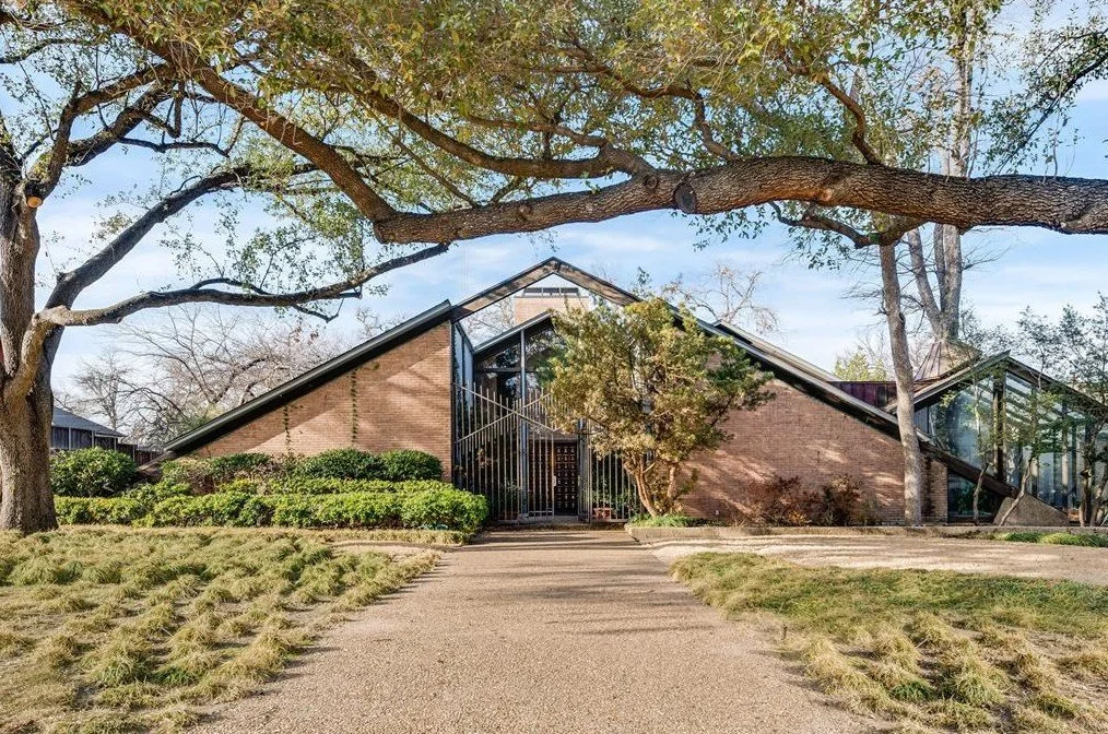 A One Owner Home in Dallas - $1,995,000