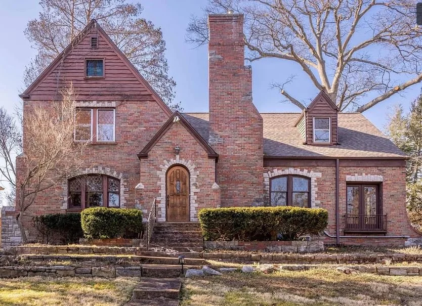 A 1932 Tudor in STL - $649,900