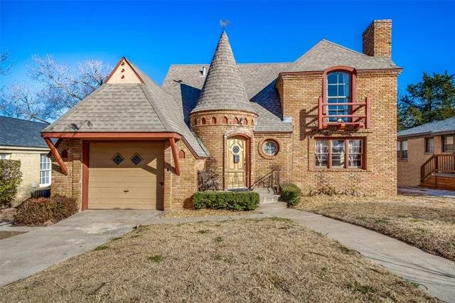A Charles Dilbeck Design in Dallas - $385,000