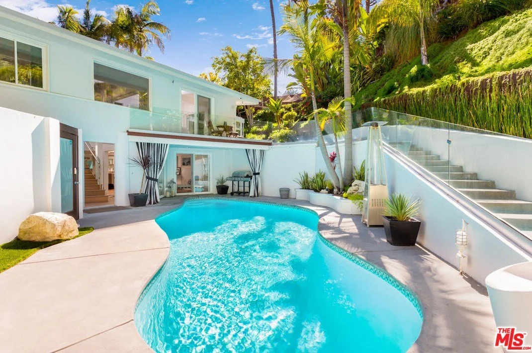 Indoor Outdoor Flow in Beverly Hills - $3,750,000