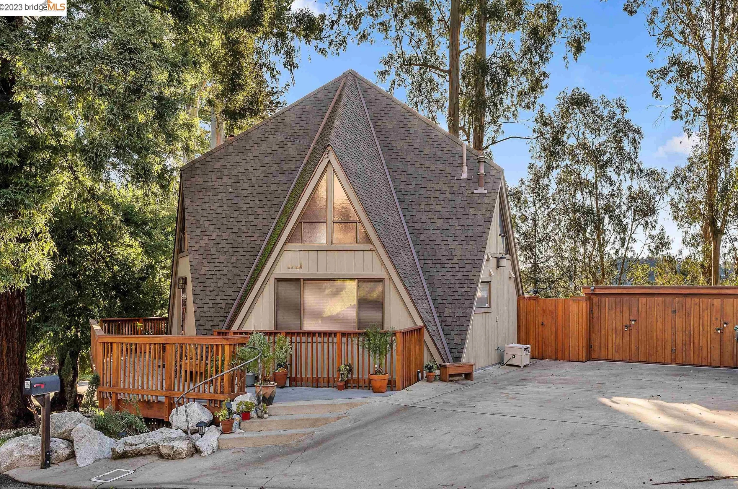 A 1970's Home in Oakland, CA - $1,150,000