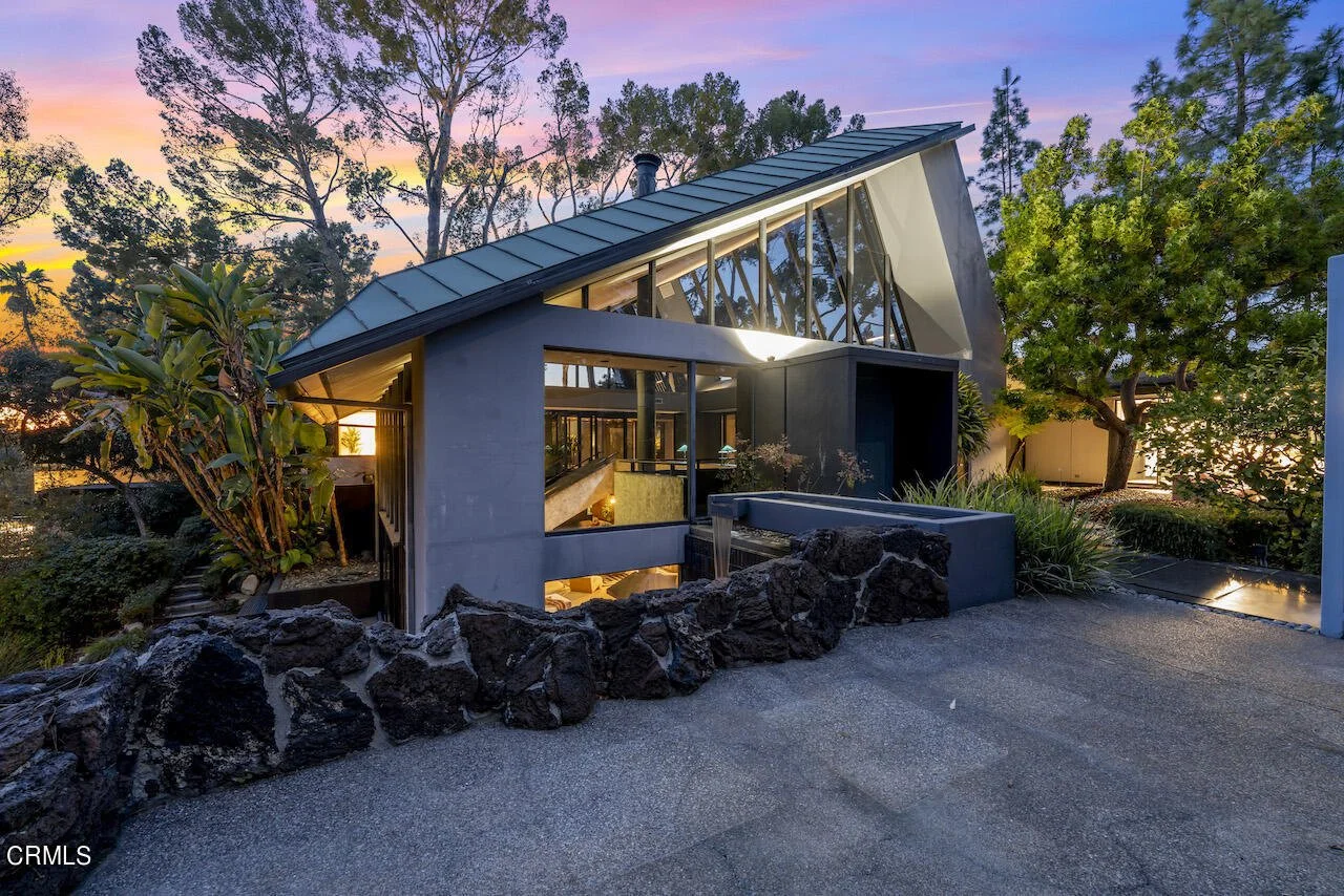 A Pasadena Home by A. Quincy Jones - $6.8Mil