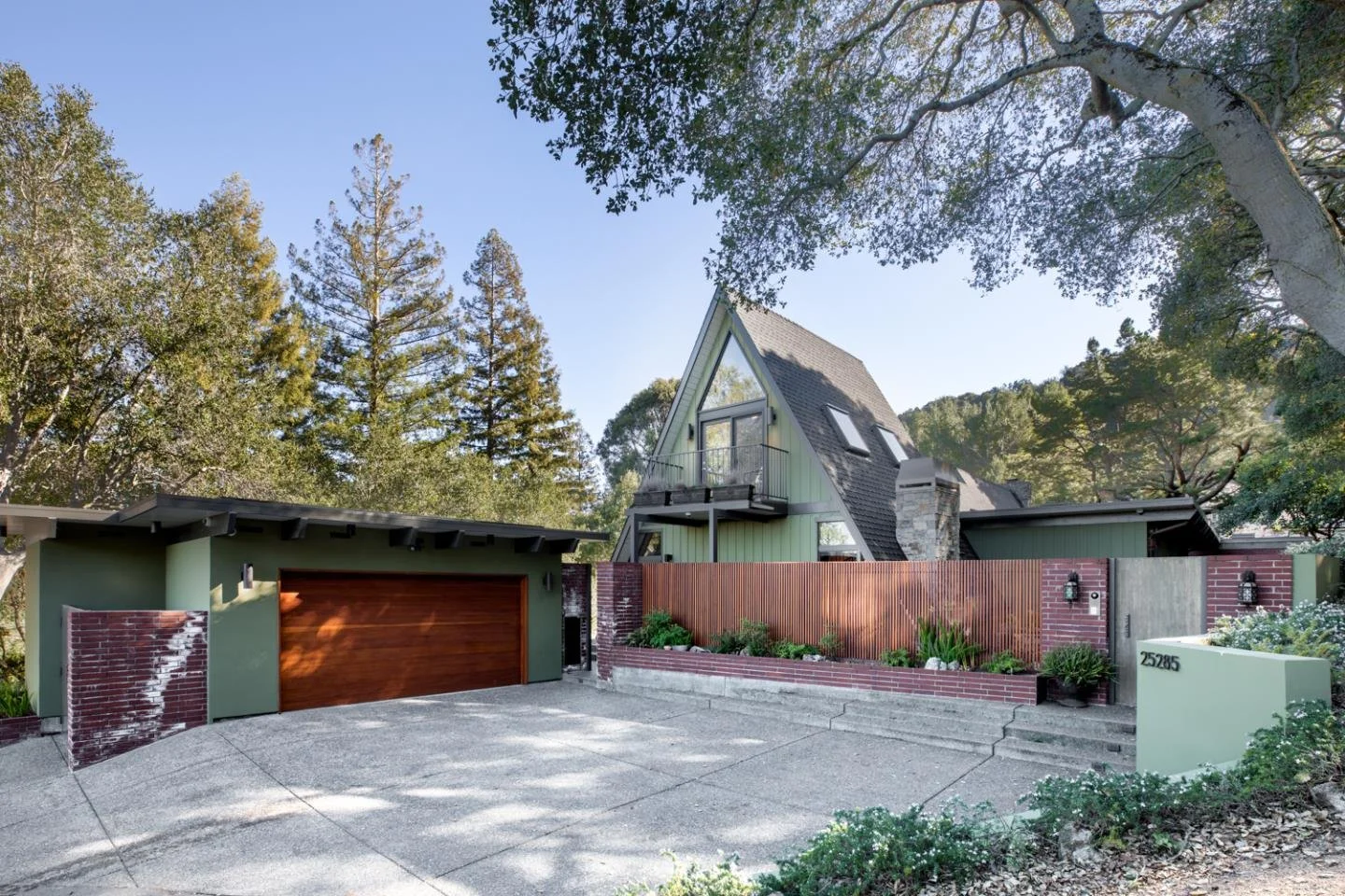 A Goodwin Steinberg Design in Los Altos, CA - $4.5Mil