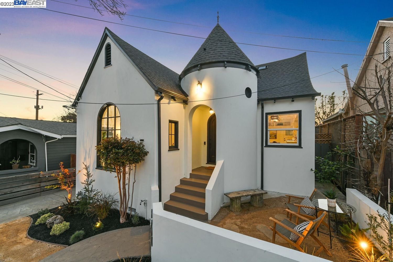 A Storybook Home &amp; ADU in Oakland - $995,000