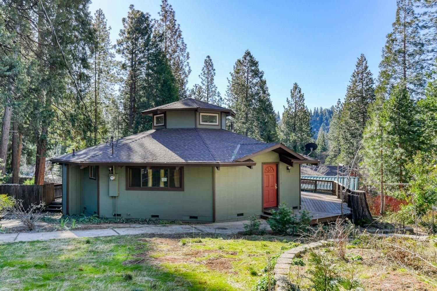 An Octagon Home in Pioneer, CA - $299,900