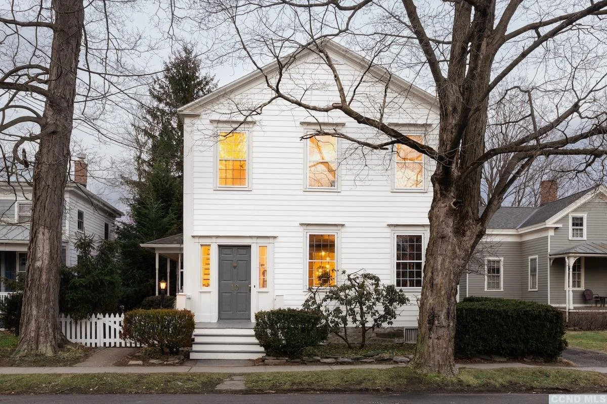 The Mariner’s House - $895,000