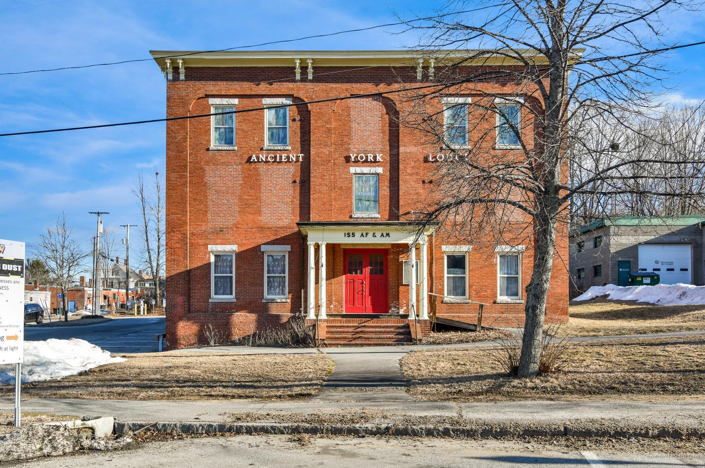 A Former Hotel in Lisbon, ME - $392,500
