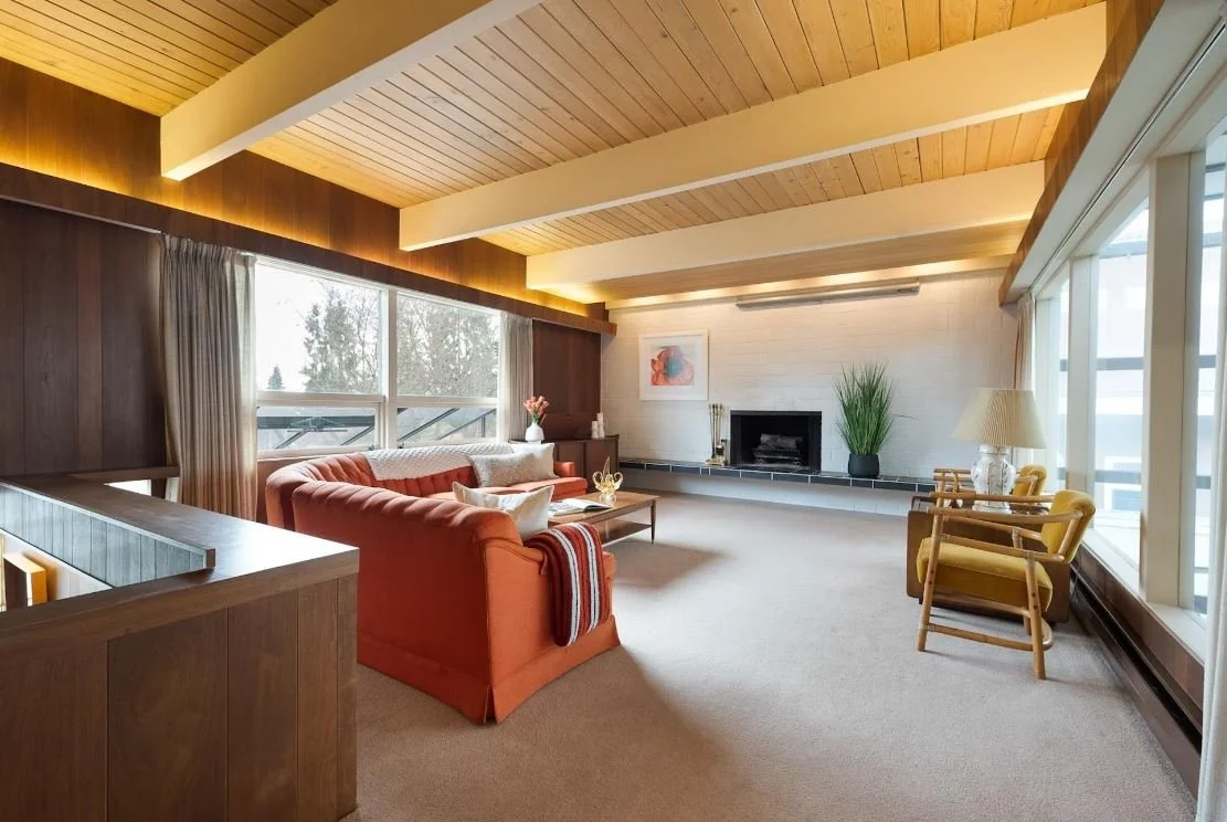 A 1962 Split Level in New Westminster, BC - C$1,379,000