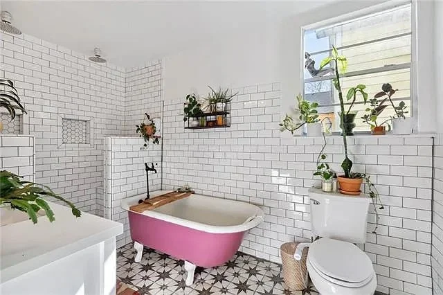 A Shotgun Style in New Orleans - $385,000