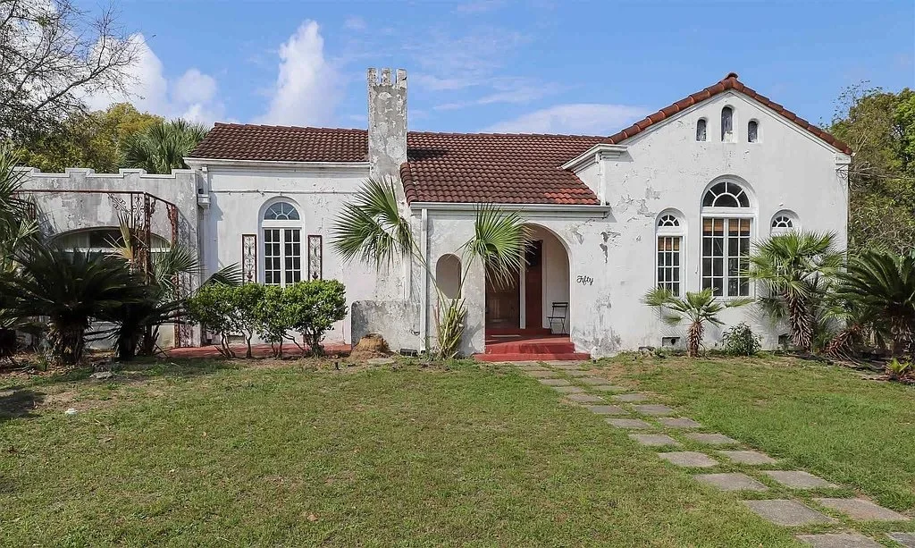 A Mediterranean Revival in Pensacola, FL - $325,000