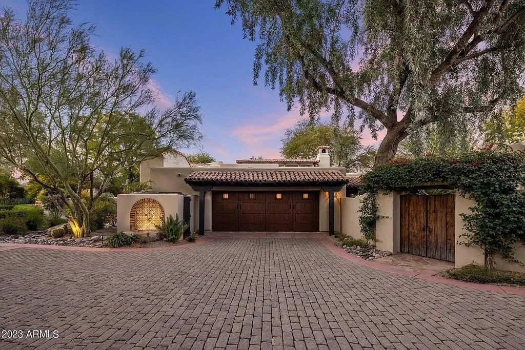 A Lash McDaniel Design in Paradise Valley, AZ - $5,250,000