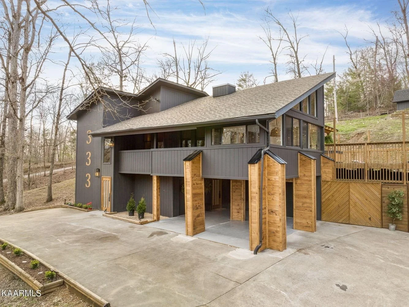 Over an Acre in Sevierville, TN - $989,000