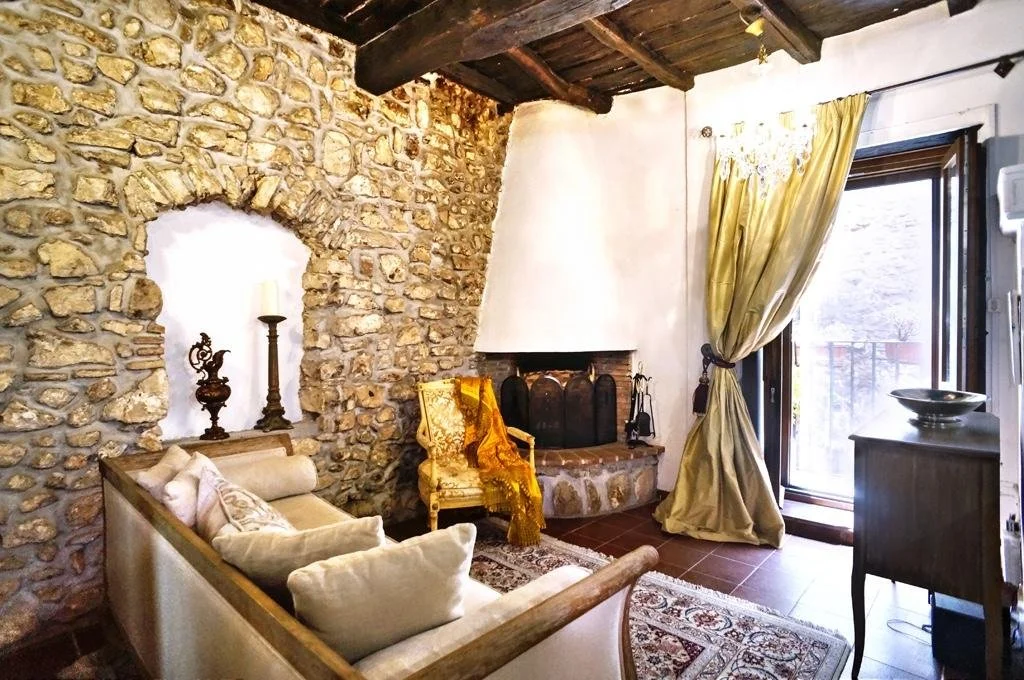 A Townhouse in Italy - €180,000