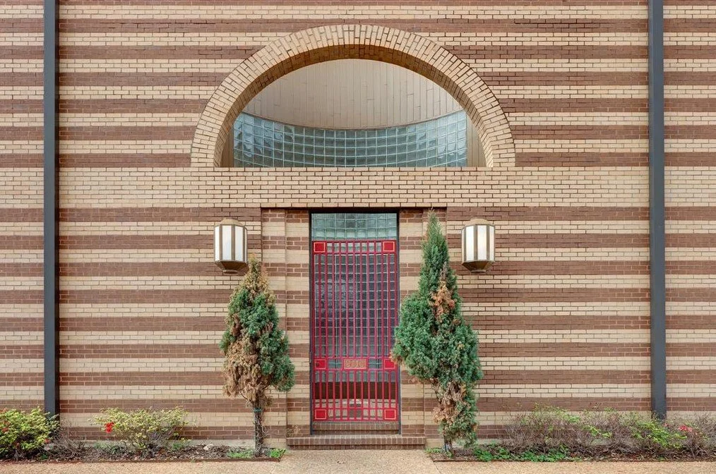 A Ralph A. Anderson Jr. Design in Houston - $465,000