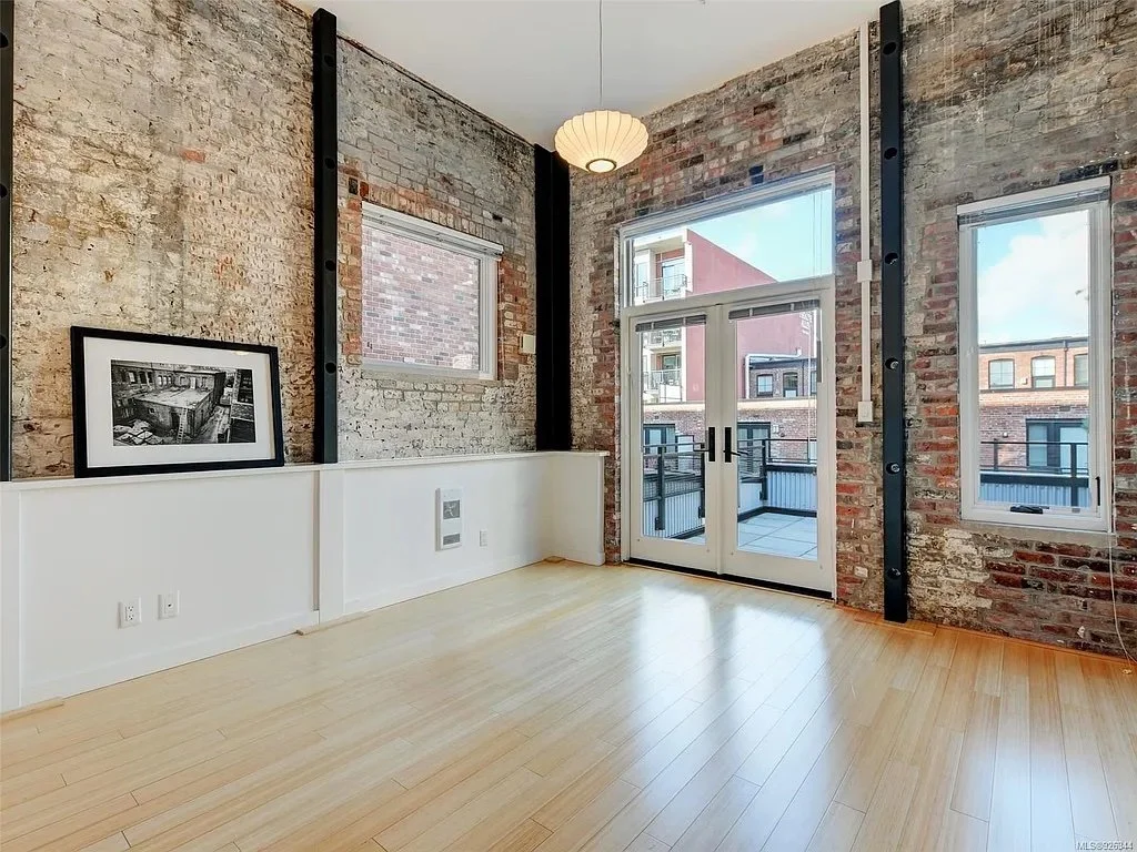 Exposed Brick Beauty in Victoria, BC - C$595,000