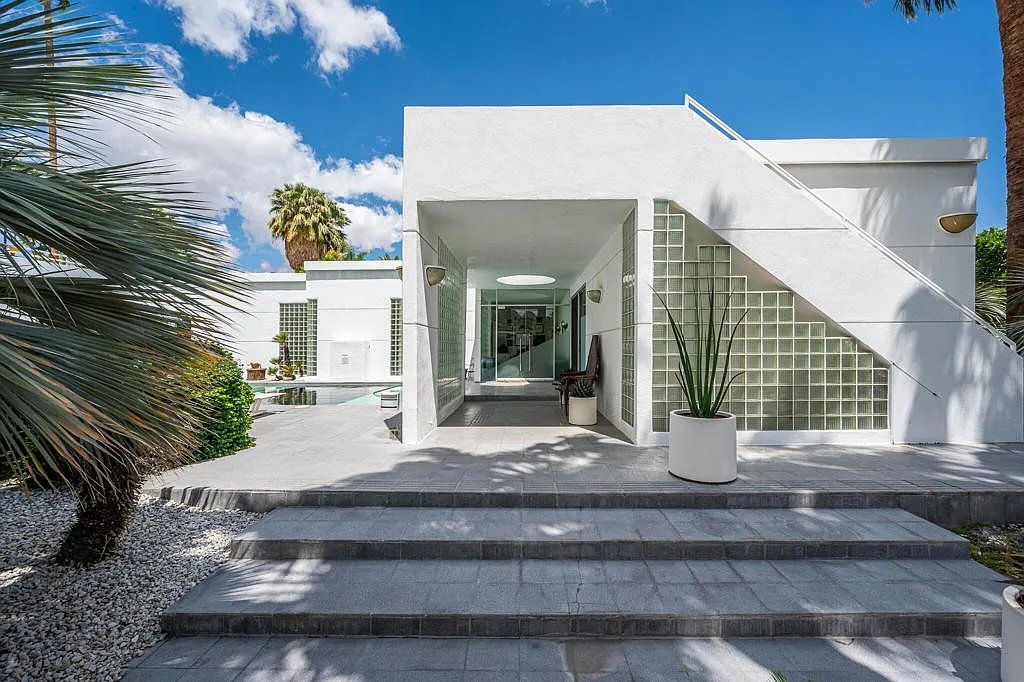 A Unique Home in Palm Springs - $4,199,000