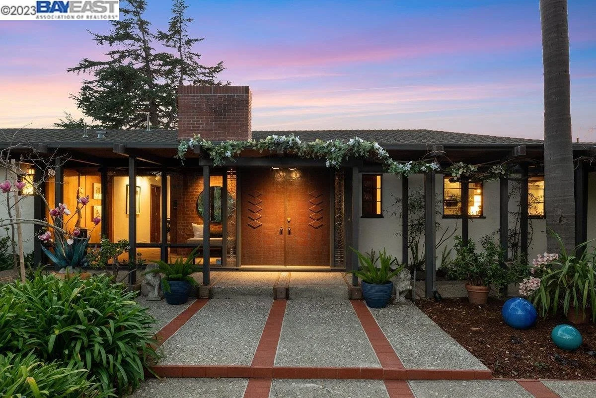 Over 9 Acres in Oakland, CA - $2,895,000