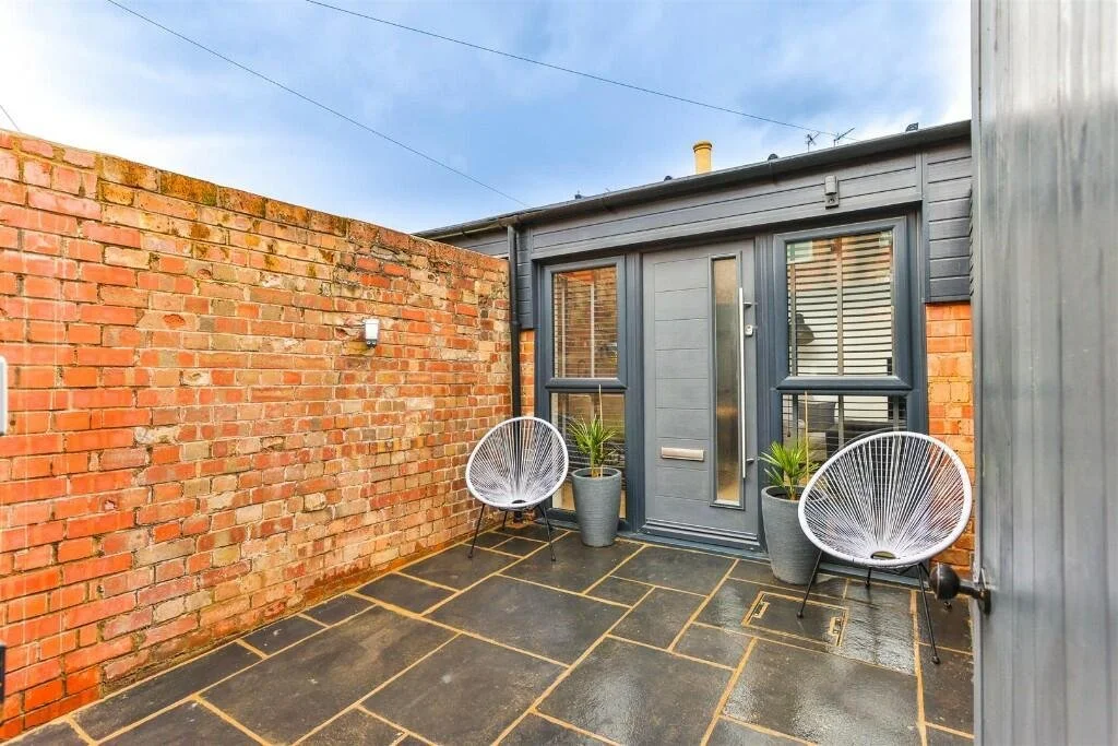 A Converted Barn in England - £175,000