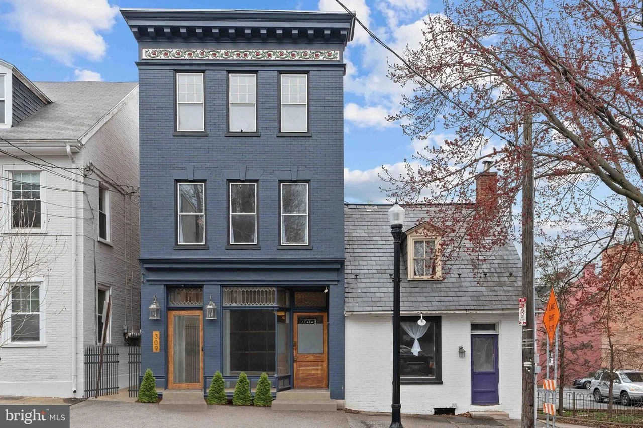 A Home with a Carriage House in Lancaster, PA - $649,000