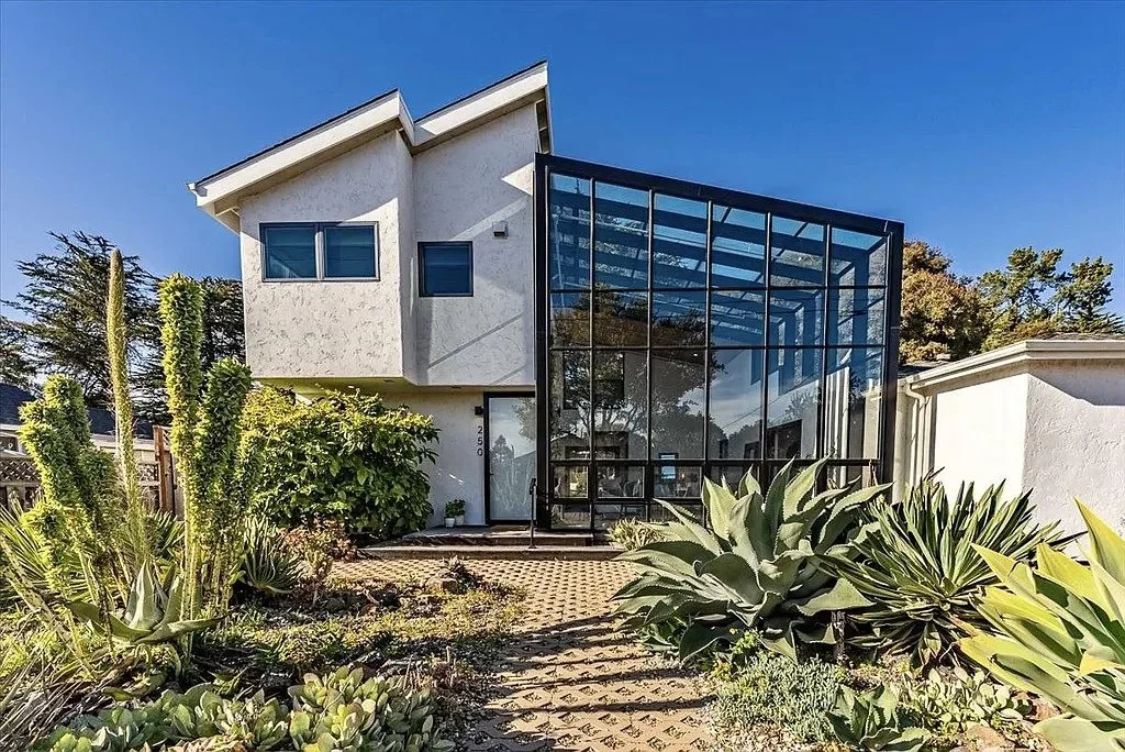 A Contemporary Design in Aptos, CA - $1,899,000