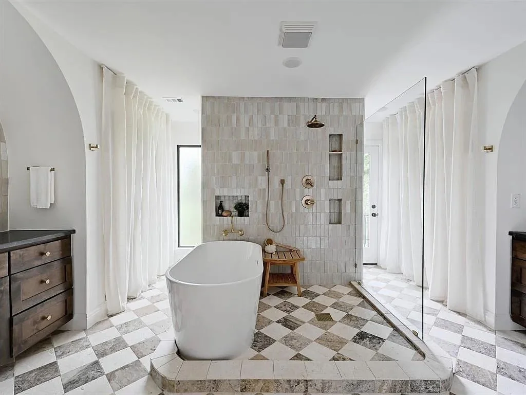 A Remodeled Home in Austin - $2.1Mil