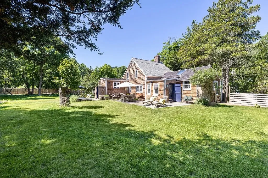 An 1838 Home in East Hampton, NY - $1,745,000