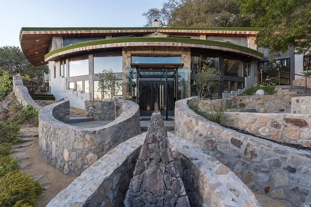 Over 7 Acres in Napa, CA - $2,995,000