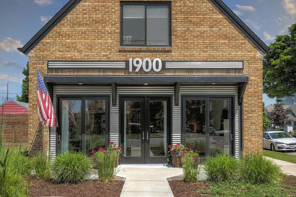 Mixed Use in Milwaukee - $449,900