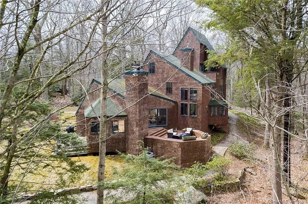 A Jefferson Riley Design on 3 Acres - $879,900