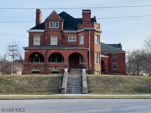 The 1895 Old Bedford County Jail - $275,000