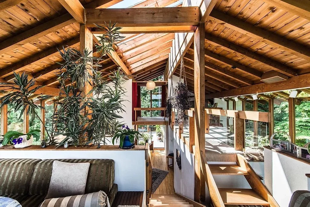 The Bowker House - C$3,598,000