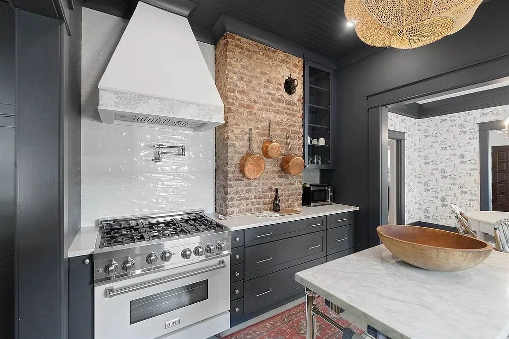 A Couple Blocks from the Water in Pensacola, FL - $625,000