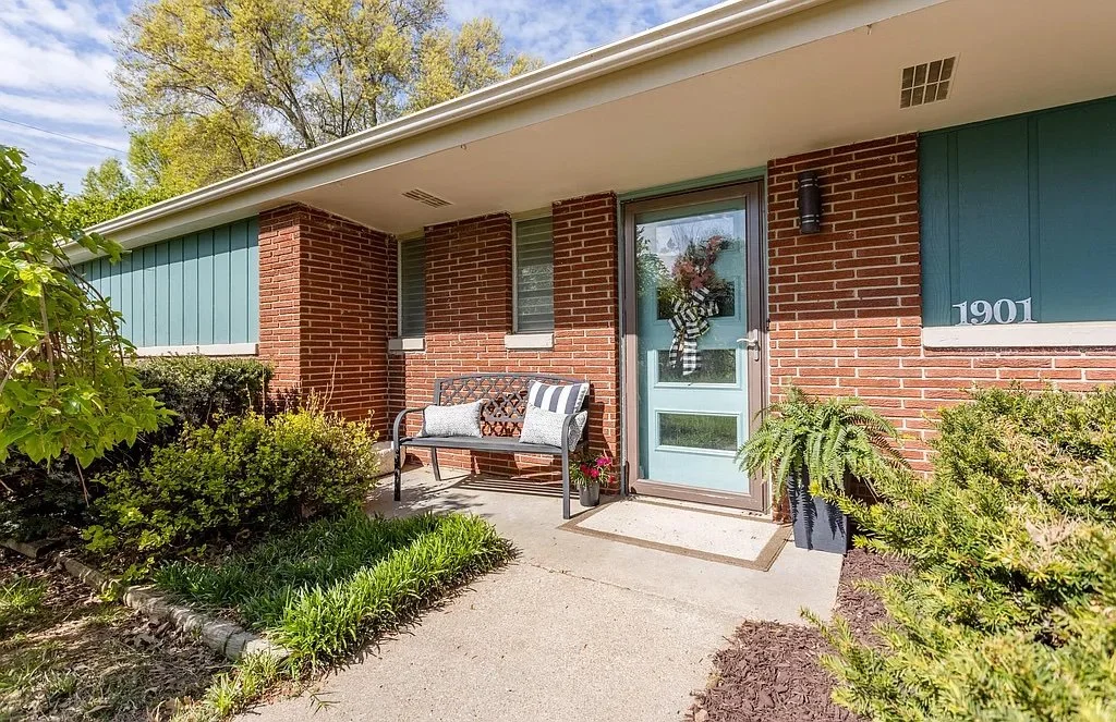 A MCM in Springfield, MO - $389,500