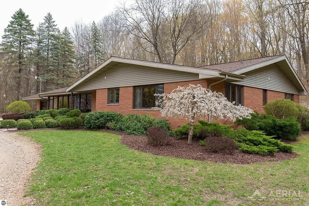 10 Acres in West Branch, MI - $425,000