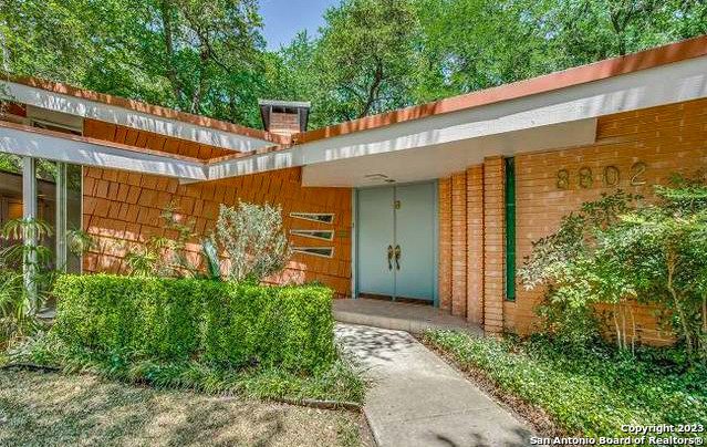 A 1960 MCM in San Antonio - $574,900