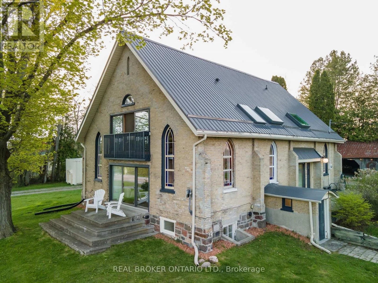 An 1800's Church in Canada - C$1,088,000