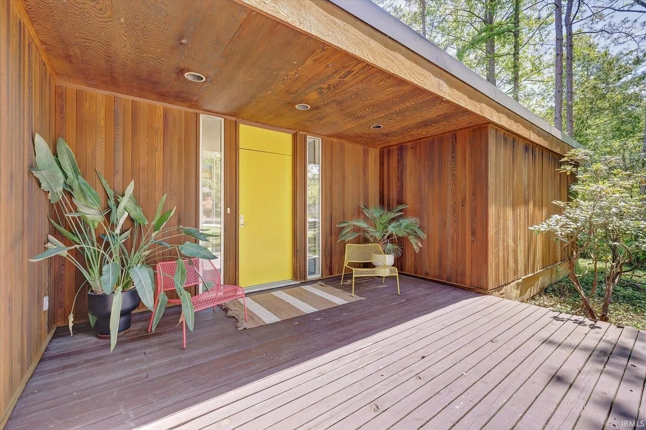 An Earl R. Flansburgh Design - $880,000
