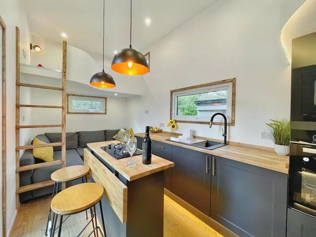 A Tiny Home in Falmouth - £55,000