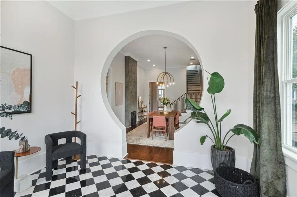 A Restored Camelback in New Orleans - $850,000