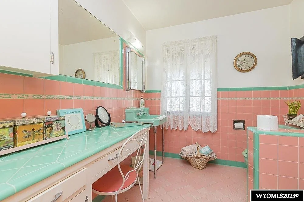 Vintage Bathrooms in Rock Springs, WY - $292,000